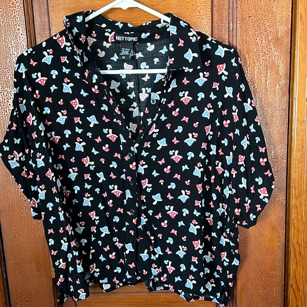 Hot Topic Mushroom shirt